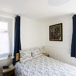 Maison Du Passeur: 18th Century Charm With Garden And Villa *