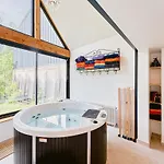Maison Du Passeur: 18th Century Charm With Garden And Villa Pressagny l'Orgueilleux