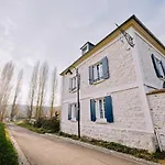 Maison Du Passeur: 18th Century Charm With Garden And Villa *