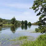 Villa Maison Du Passeur: 18th Century Charm With Garden And Pressagny l'Orgueilleux