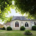 Maison Du Passeur: 18th Century Charm With Garden And Villa