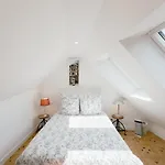 Maison Du Passeur: 18th Century Charm With Garden And Villa *