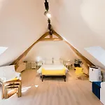 Maison Du Passeur: 18th Century Charm With Garden And * Pressagny l'Orgueilleux