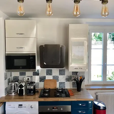 Maison Du Passeur Du Xviii Siecle, Classee, Authenticite Et Confort Avec Jardin En Option, Proche Giverny, 1 Heure De Paris