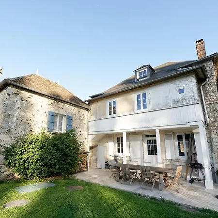 Maison Du Passeur: 18th Century Charm With Garden And *