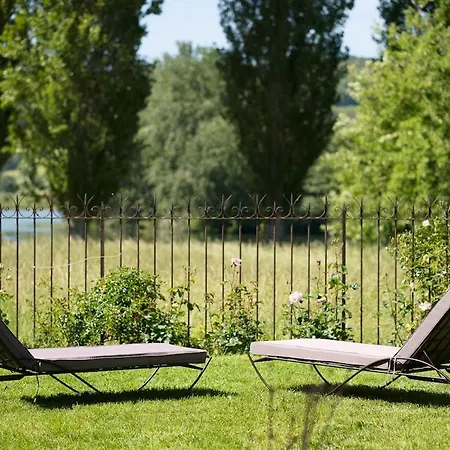 Maison Du Passeur Du Xviii Siècle, Classée, Authenticité Et Confort Avec Jardin Et Spa, Proche Giverny, 1 Heure De Paris Villa *