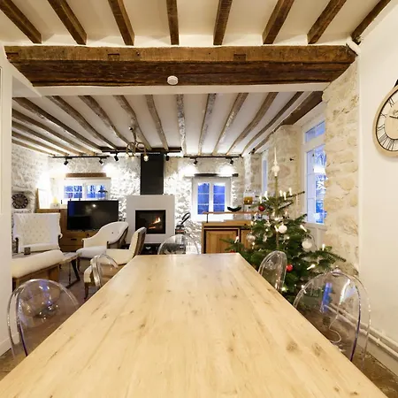 Maison Du Passeur: 18th Century Charm With Garden And Villa Pressagny l'Orgueilleux