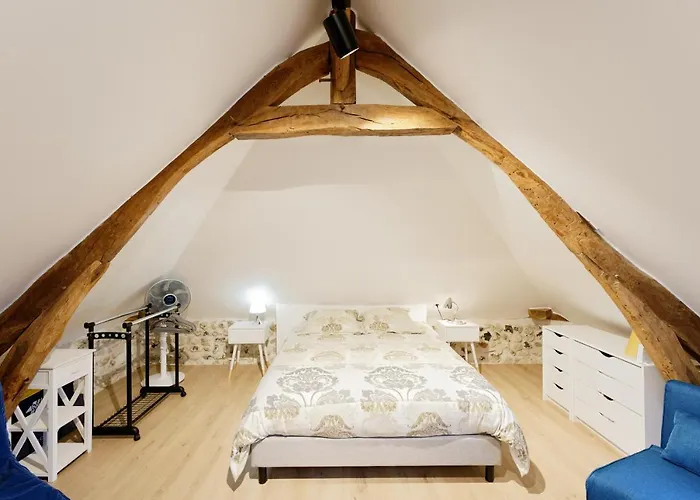 Maison Du Passeur Du Xviii Siecle, Classee, Authenticite Et Confort Avec Jardin En Option, Proche Giverny, 1 Heure De Paris *