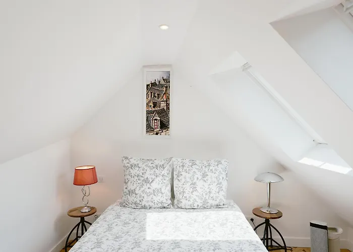 Maison Du Passeur Du Xviii Siecle, Classee, Authenticite Et Confort Avec Jardin En Option, Proche Giverny, 1 Heure De Paris Villa *